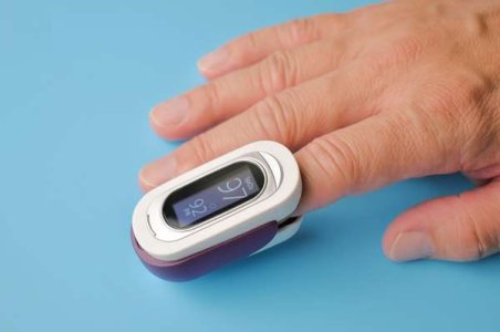 compressed-pulse-oximeter-6582524_1280.jpeg