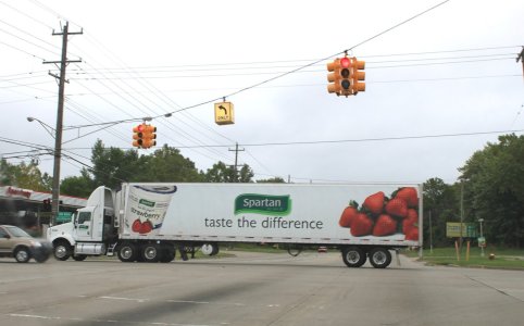 Spartan_delivery_truck_Romulus_Michigan.JPG