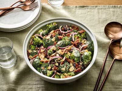 14280-fresh-broccoli-salad-DDMFS-beauty-4x3-bbd0690cac374b81a8f08cac7b28b41e.jpeg