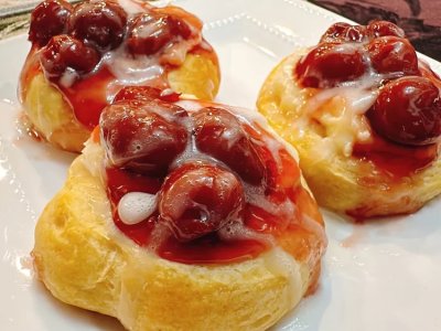 11729528_Shortcut-Cherry-Danish_TheDailyGourmet_4x3-11cf70eb904c4a73a57cbaed1d89a1a1.jpeg
