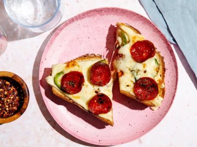 AR-Pizza-Lava-Toast-4x3-0de18c7a898346dfab1ede9f00471aed.jpeg