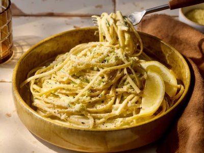 11740513-Creamy-Lemon-Zucchini-Pasta-ddmfs-beauty-4x3-25459-6fd22f605c884be59903549495ce5ab8.jpeg