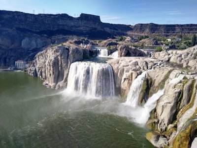 usa-photographers-show-me-the-best-your-state-has-to-offer-v0-d25k0ys0g9mb1 Large.jpeg
