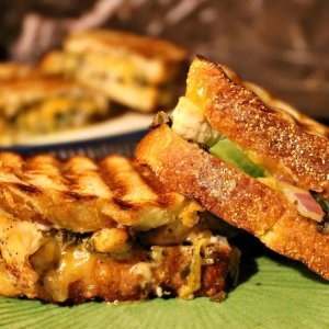 956156-chicken-pesto-paninis-JessMcKale90-1x1-1-c637561b2e25472d91c827285899372d.jpeg