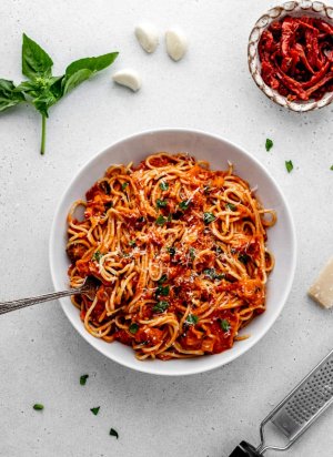homemade-low-sodium-spaghetti-sauce-recipe.jpg